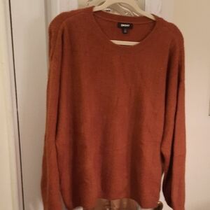 DKNY Women's Warm Brown /Rust Crewneck Sweater